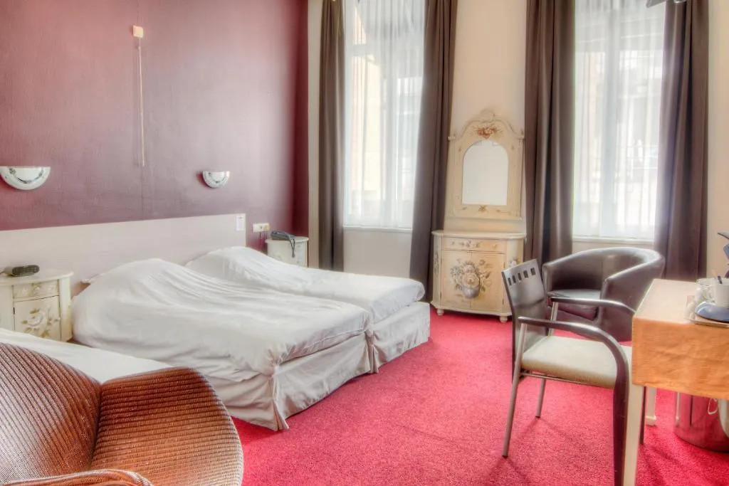 Hotel Antigone Antwerpen 3*,
